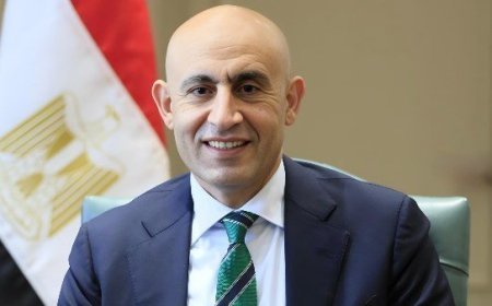 حالة فردية.. التعليم ترد على واقعة إجبار أولياء الأمور على توقيع إقرار بسداد المصروفات الدراسية