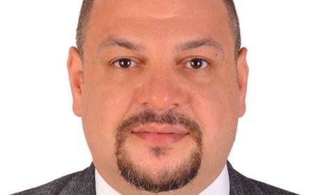 "المهندس وليد عبدالمقصود عضو الهيئة العليا بـ«تحيا مصر» وخبير أمن المعلومات والذكاء الاصطناعي يهنئ أعضاء مجلس الشيوخ باستلام عضوية المجلس"