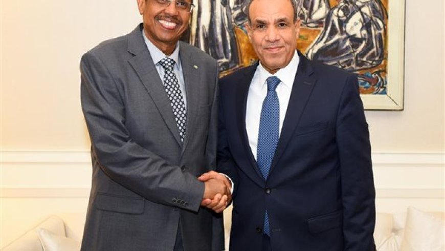وزير الخارجية: نؤكد على دعمنا للصومال في جهوده لتحقيق الاستقرار ومكافحة الارهاب والحفاظ على وحدة أراضيه